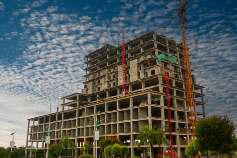 Residential & Commercial Construction